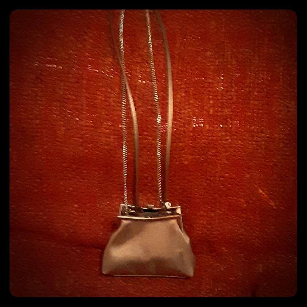 Bronze shoulder purse